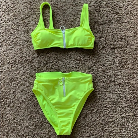 Xhilaration Other - Cute bathing suit for sale